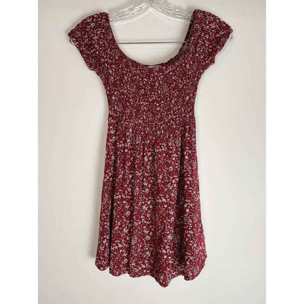 Yi Shang dress juniors size small red scoop neck and back elastic top‎